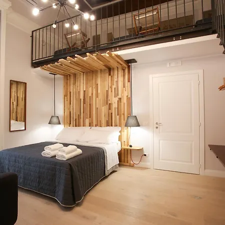 Bed & Breakfast The Dante House By House In Naples