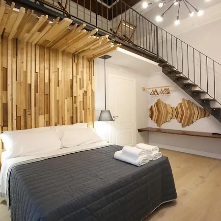 The Dante House By House In 4* Naples